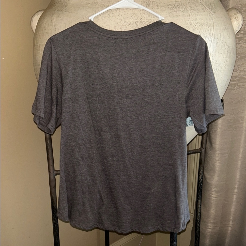 Disney Minnie Gray Tee with Red and White Bow - Picture 3 of 5
